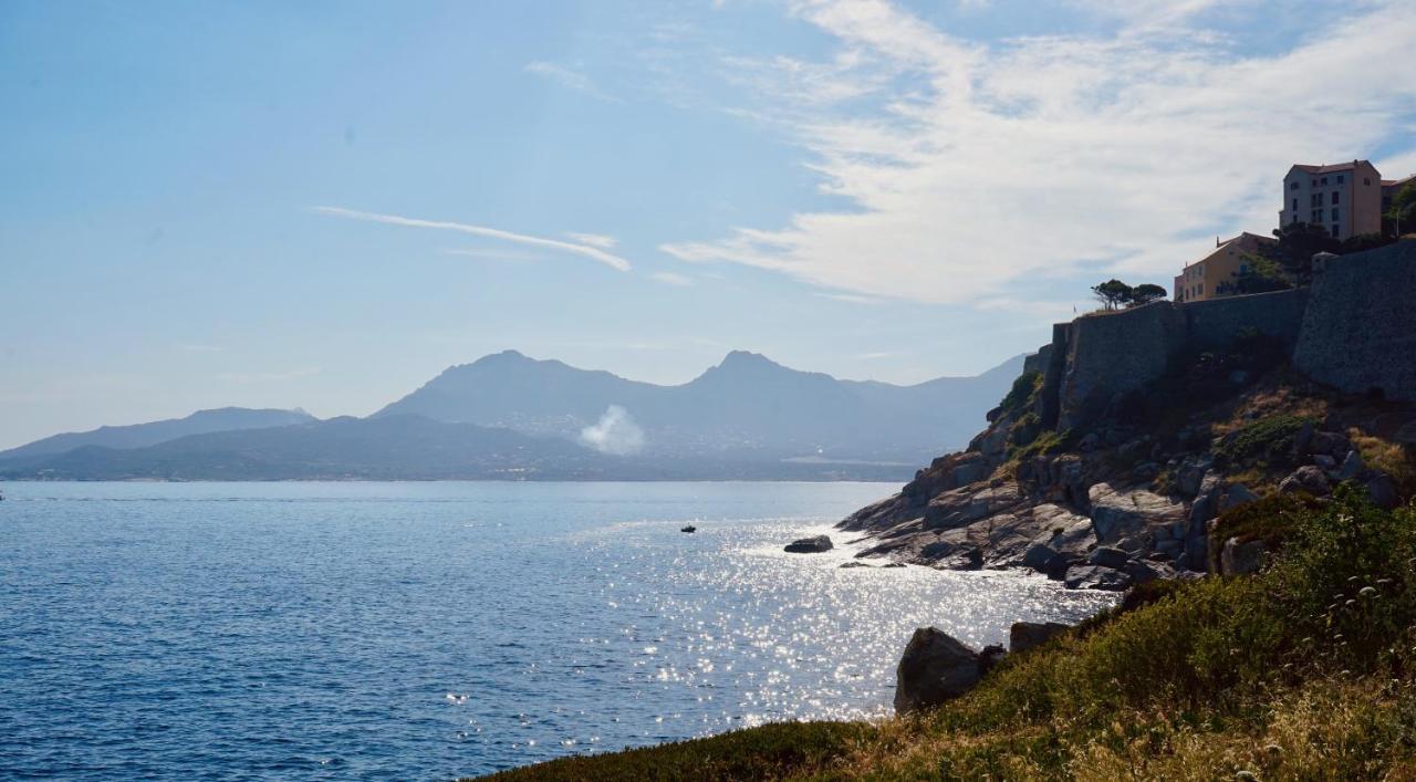 Hotel Sole Mare Calvi  Eksteriør billede